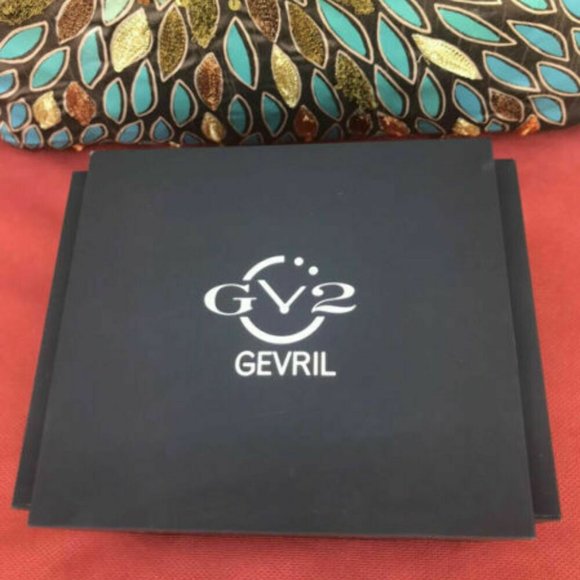 1 Gv2 By Gevril Women\'s 9211 Bari Diamonds Watch
